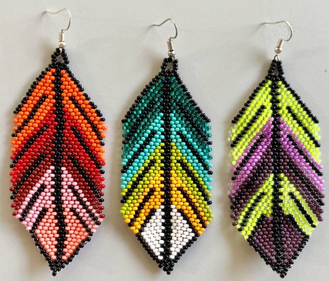 Beaded Earrings Native American Feather large 